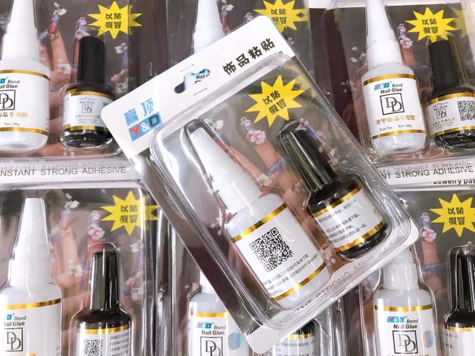 [HCM]Keo bê tông dán móng