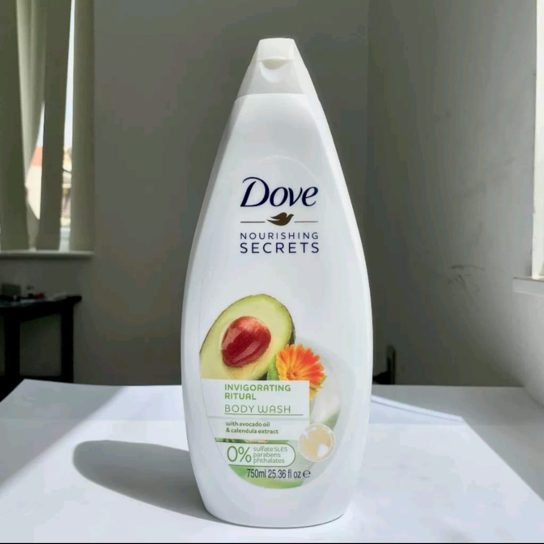 [DOVE] SỮA TẮM DƯỠNG DA SÁNG MỊN - 750ML