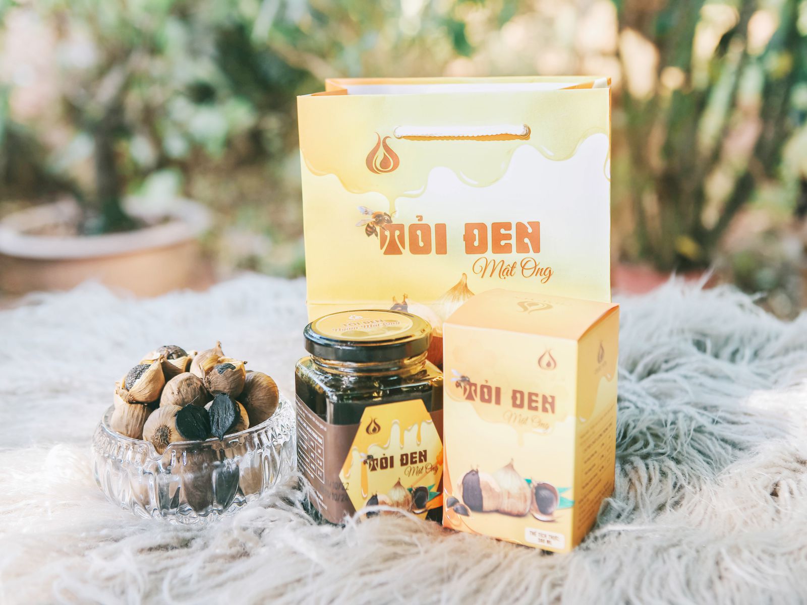 1 lọ Tỏi đen ngâm mật ong size380ml