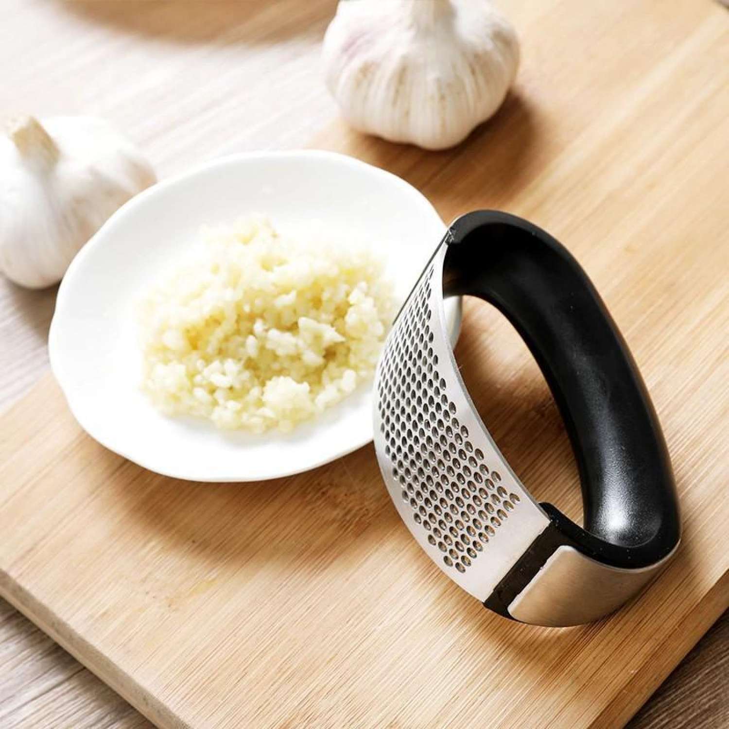 Dụng cụ ép tỏi tay cầm