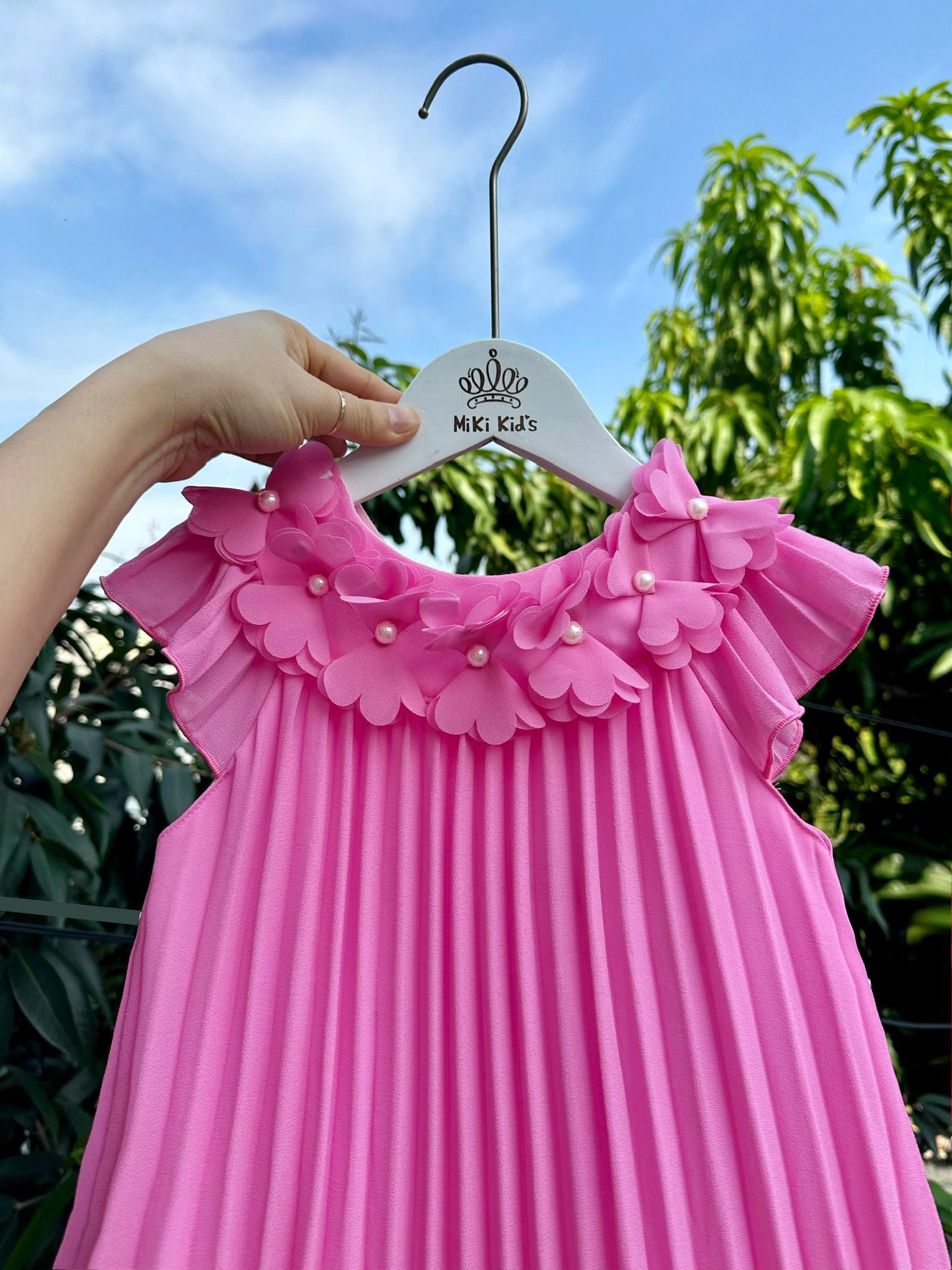 [NEW ARRIVAL][SIZE NHÍ+ĐẠI] ĐẦM DẬP LAZER HOA ĐIỆU ĐÀ BÉ DIỆN TẾT