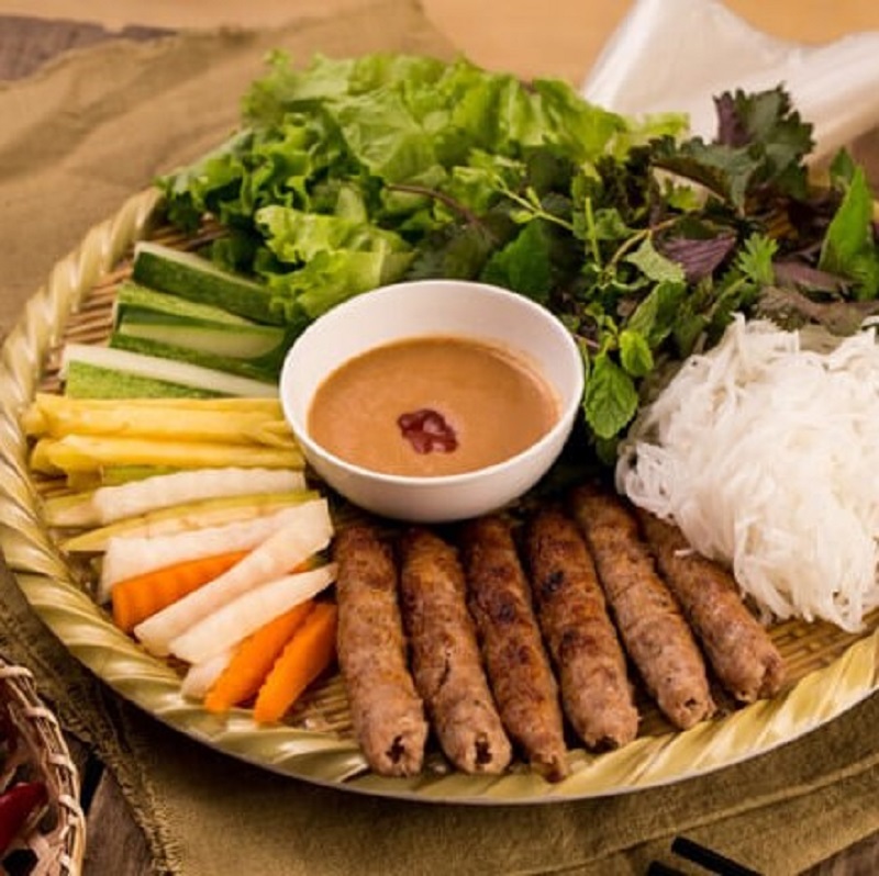 Nước chấm nem lụi siêu tiện lợi