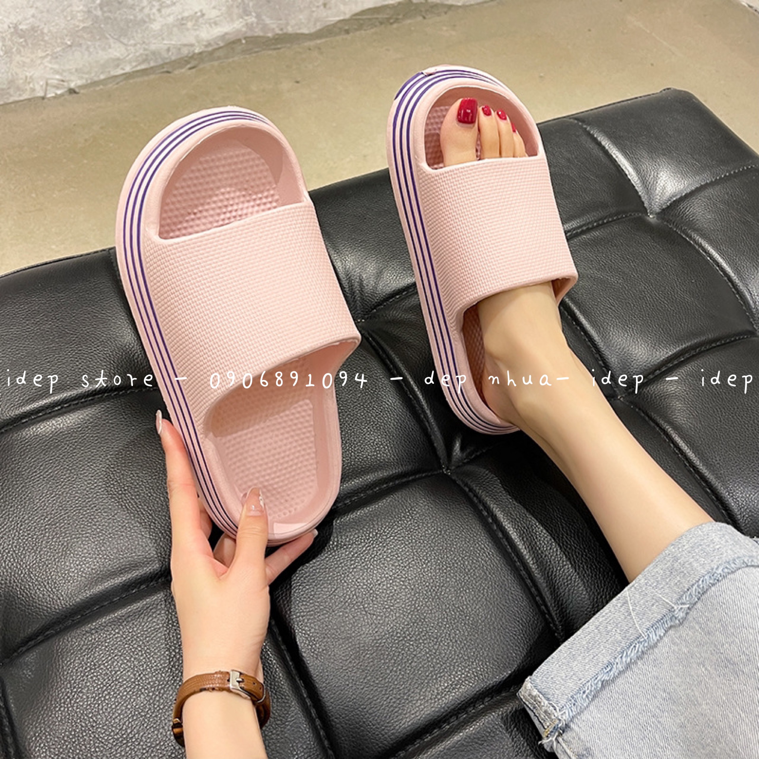 Dép bánh mì nữ quai ngang đế 3 sọc -iDép DL136- chất liệu EVA siêu nhẹ êm chân đi trong nhà, văn phòng đi mưa (Tăng 1 size)