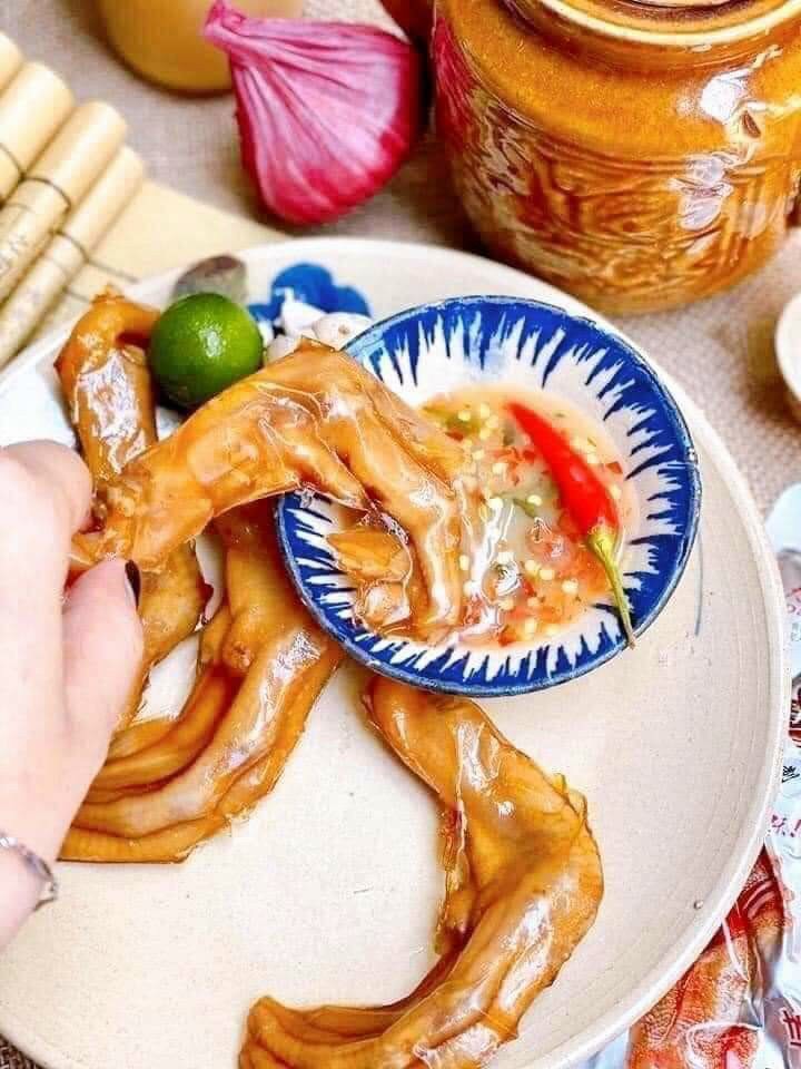 [HCM]Chân vịt cay Dacheng Bịch 30 chiếc màu đỏ