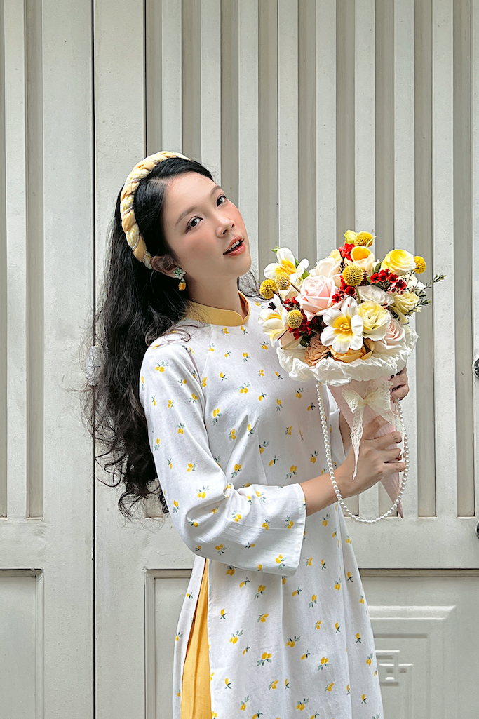 Sumire Store Áo dài linen hoa Ý Nhiên