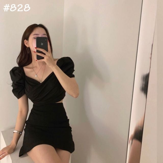 [HCM]Áo croptop tay phồng đắp chéo có 3 màu