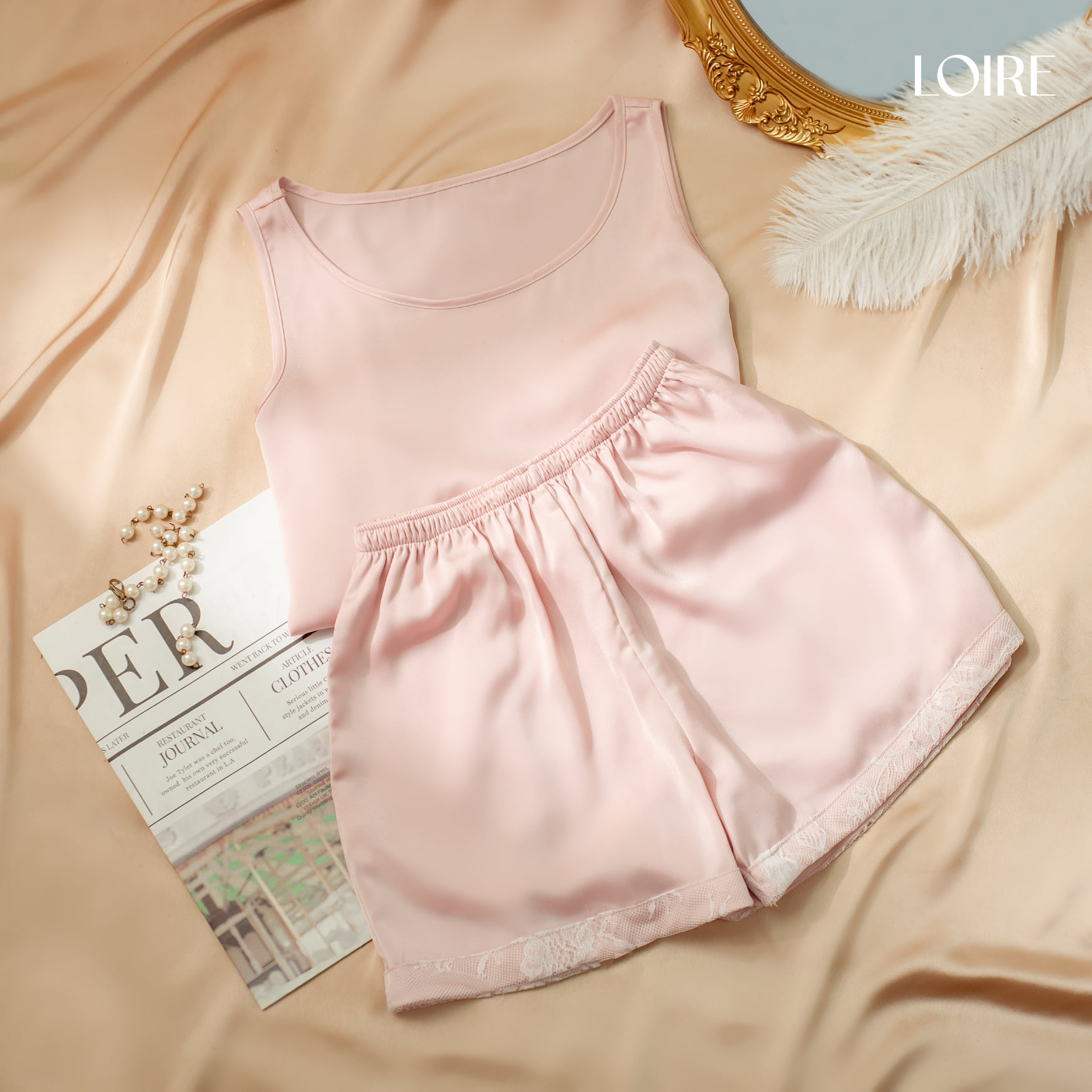 Bộ Đồ Ngủ Lụa Cách Điệu Sóng Lụa Phối Ren Loirechic BNC06