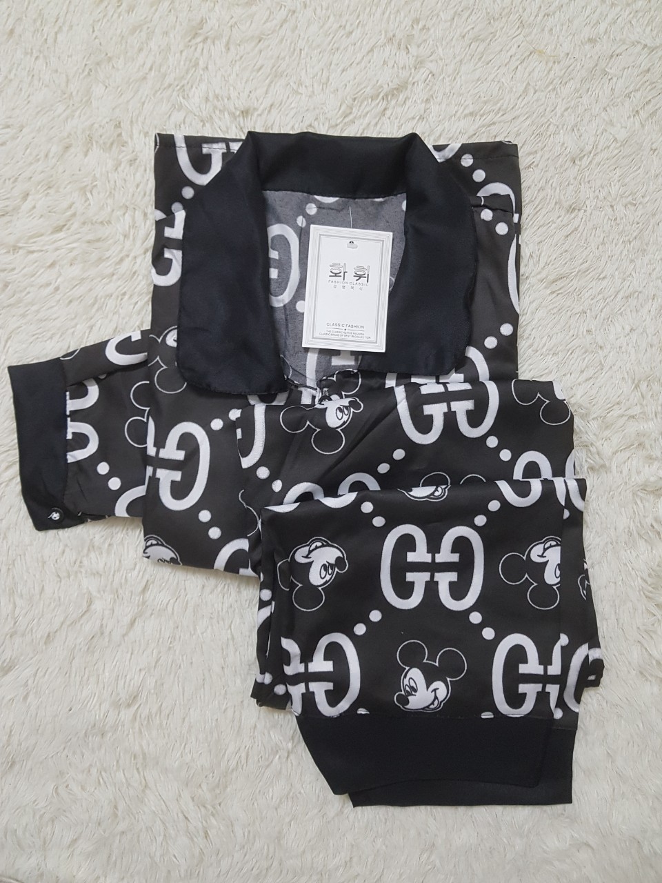 Bộ pijama tay dài quần dài cổ sen