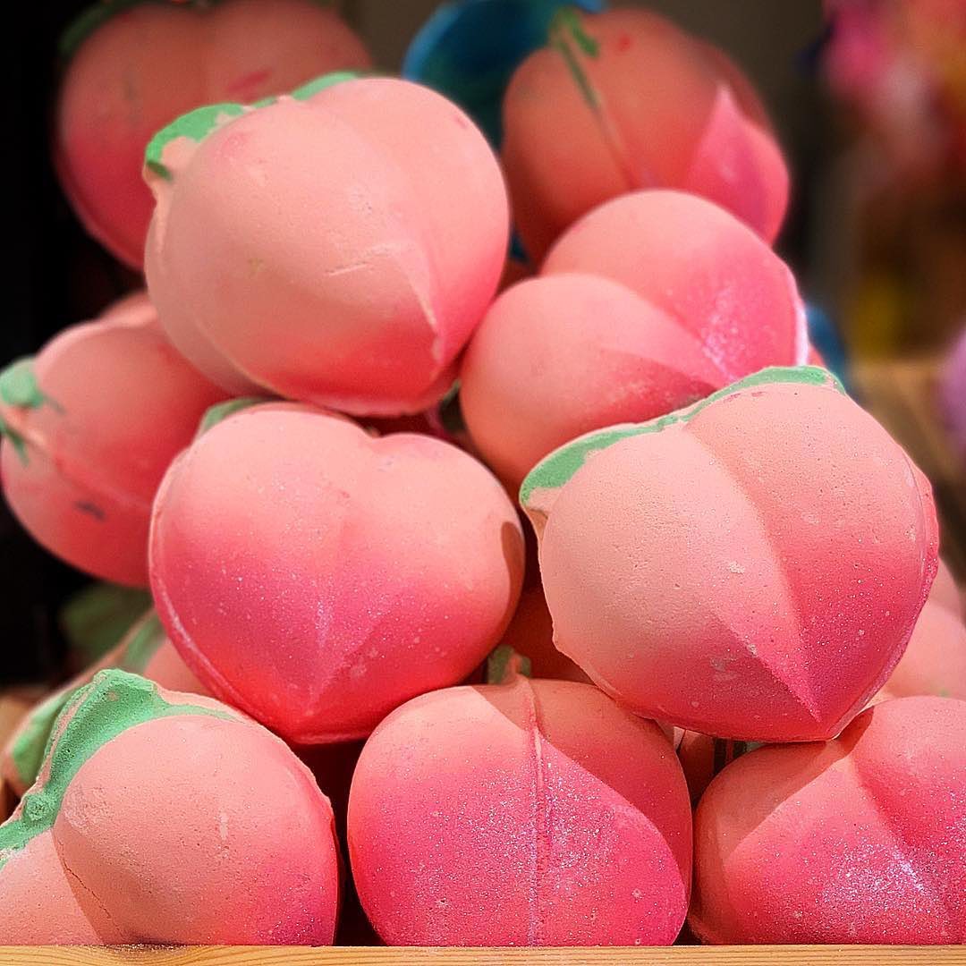[HCM]Bom tắm LUSH - Peachy bath bomb