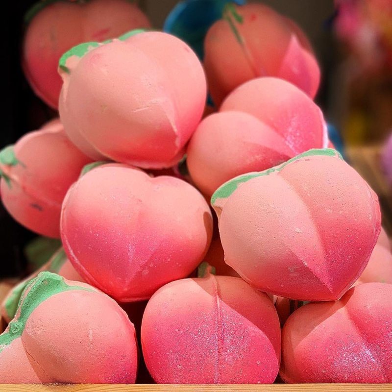 Bom tắm LUSH - Peachy bath bomb giá rẻ