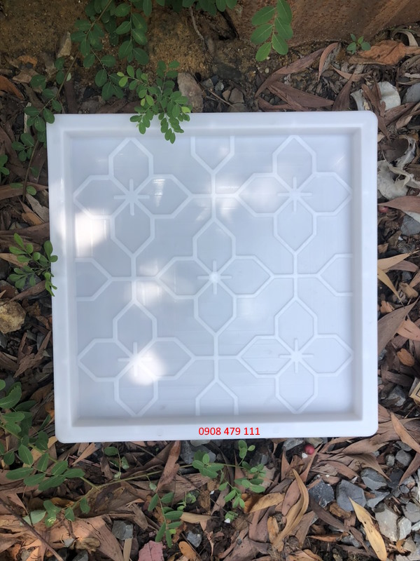 Khuôn lát gạch sân vườn 40x40 cm