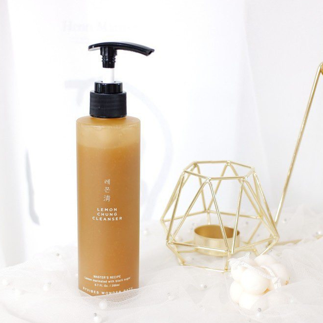 Sữa Rửa Mặt Chanh Đường Đen Lemon Chung Cleanser 200ml