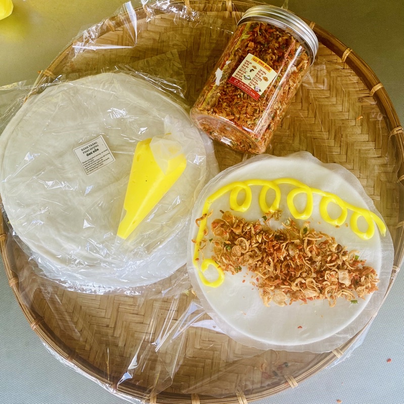 Combo Bánh Tráng Phơi Sương 500g - 250g Muối Tôm Hành Phi (Tặng Kèm Túi Bơ Trứng)
