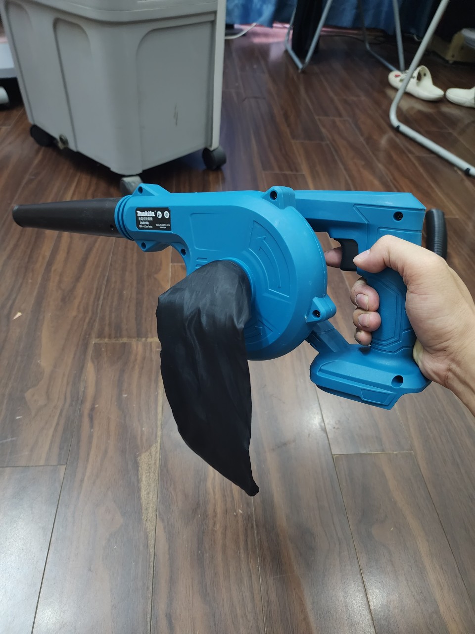 Thân máy thổi bụi pin Makita