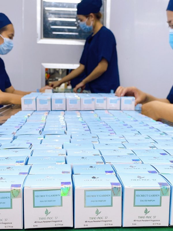 NƯỚC HOA VÙNG KÍNcủa Thảo Mộc 37