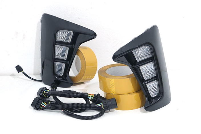 Đèn gầm Kia Soluto cắm giắc zin