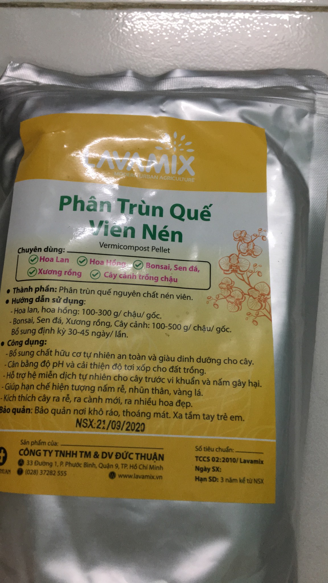 pHÂN TRÙN QUẾ VIÊN NÉN LAVAMIX GÓI 1KG
