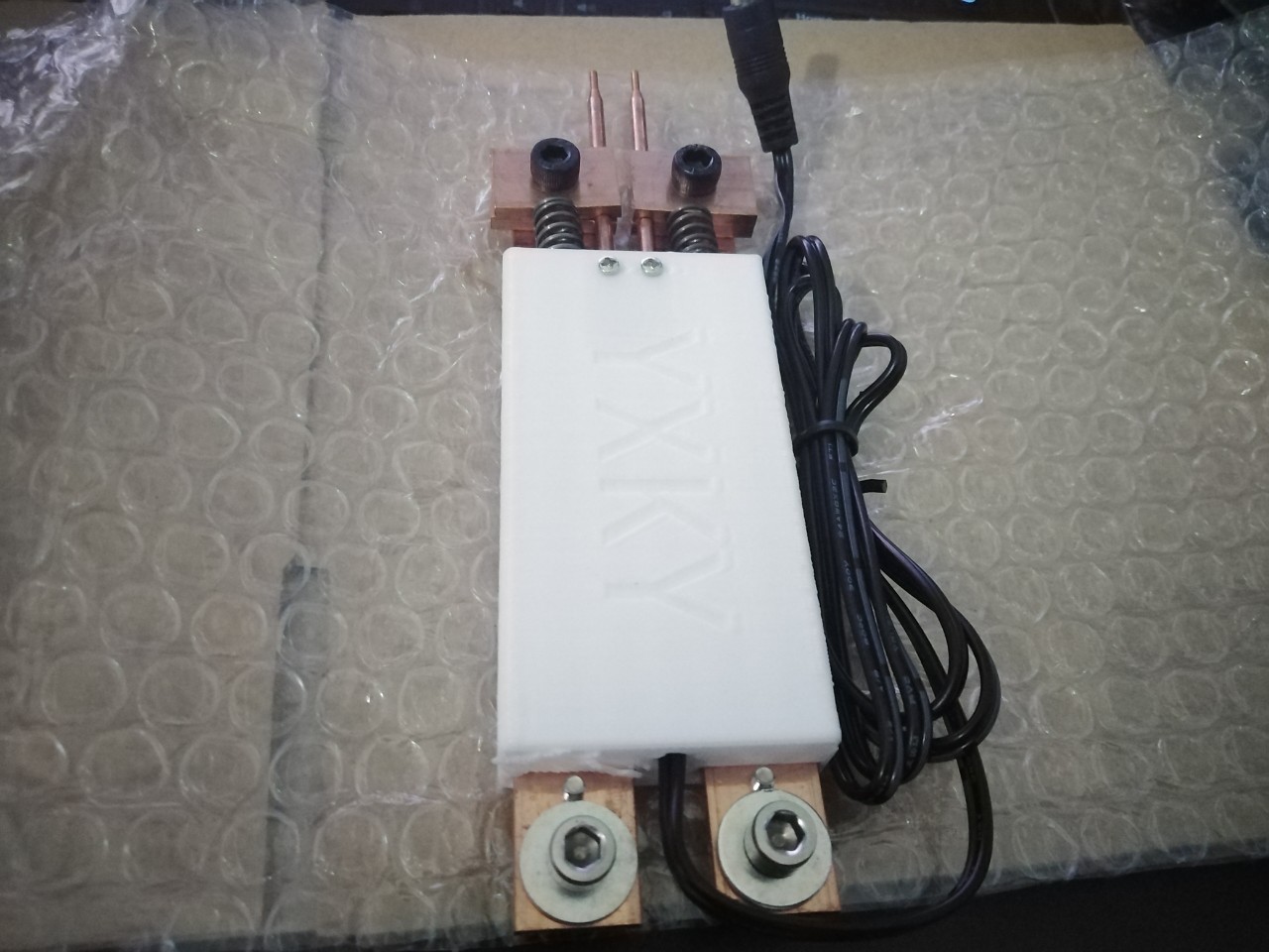 Tay Hàn Điểm Cell Pin Cân Lực