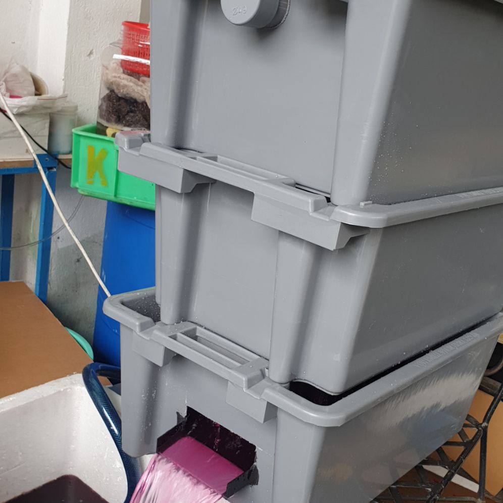 [HCM]baki 3 tầng xám (kt 64×39×70) máng dọc