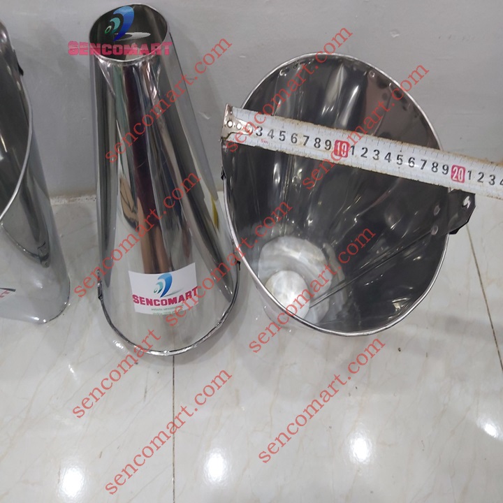 Phễu c-ắt ti-ết gà vịt làm bằng INOX ch-ốn-g h-an g-ỉ