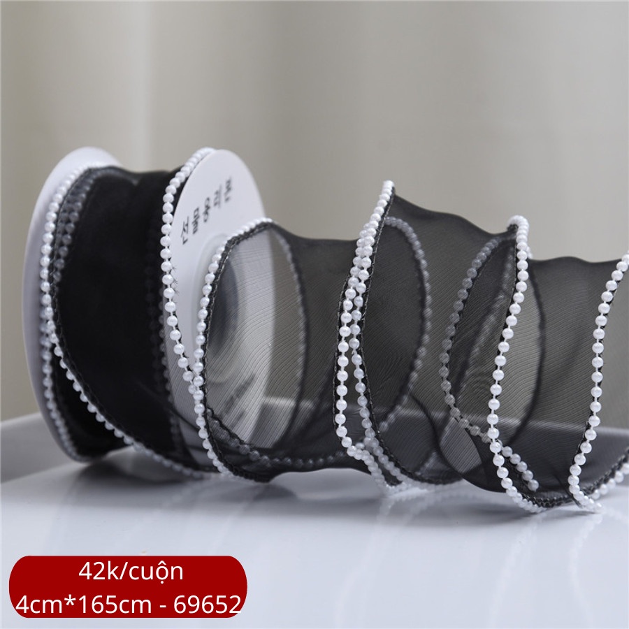 Rb voan viền hạt khổ 4cm màu trắng