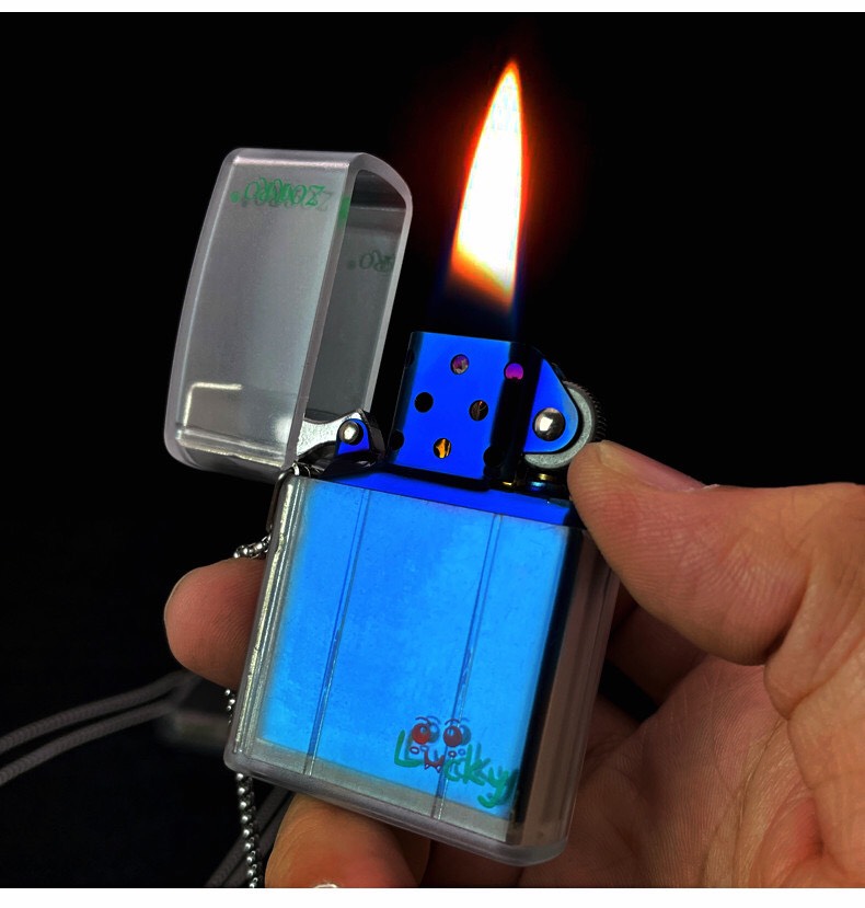 Vỏ hộp quẹt bật lửa xăng đá zorro z730 có dây đeo cổ