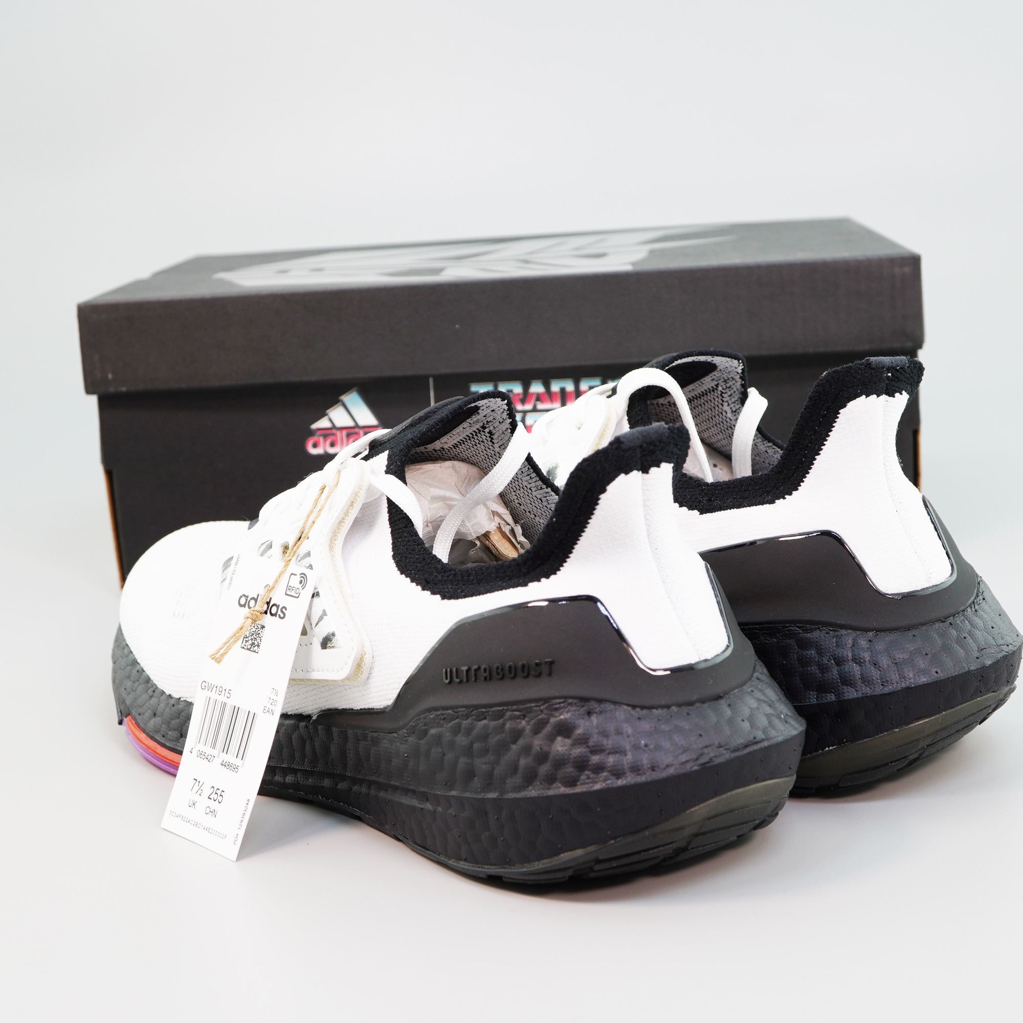 Giày Ultra Boost 22  White Black