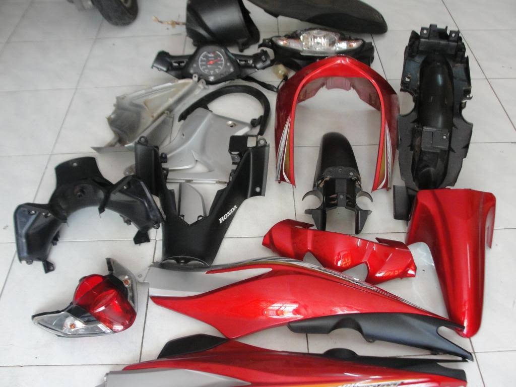 [TẶNG TEM] Bộ dàn áo xe Wave RSX 110 , nhựa ABS nguyên sinh cao cấp màu Đen Đỏ A548 - có ƯU ĐÃI MIỄN PHÍ BỘ TEM 3 lớp sịn.