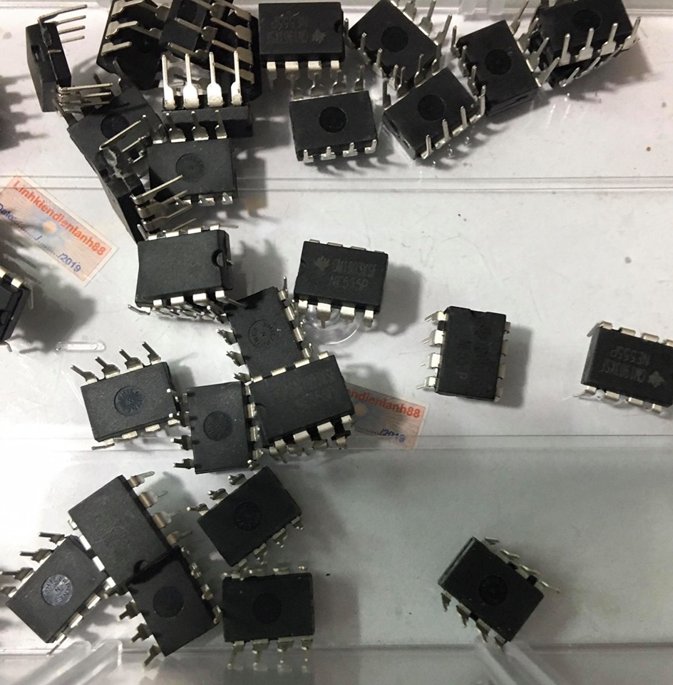 (2 con) IC Dao Động Ne555p mới 100%