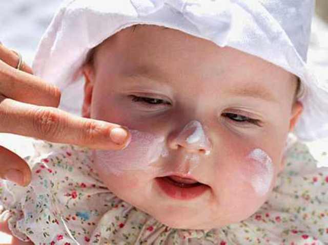 Phấn rôm baby NARAK THÁI LAN 25gam