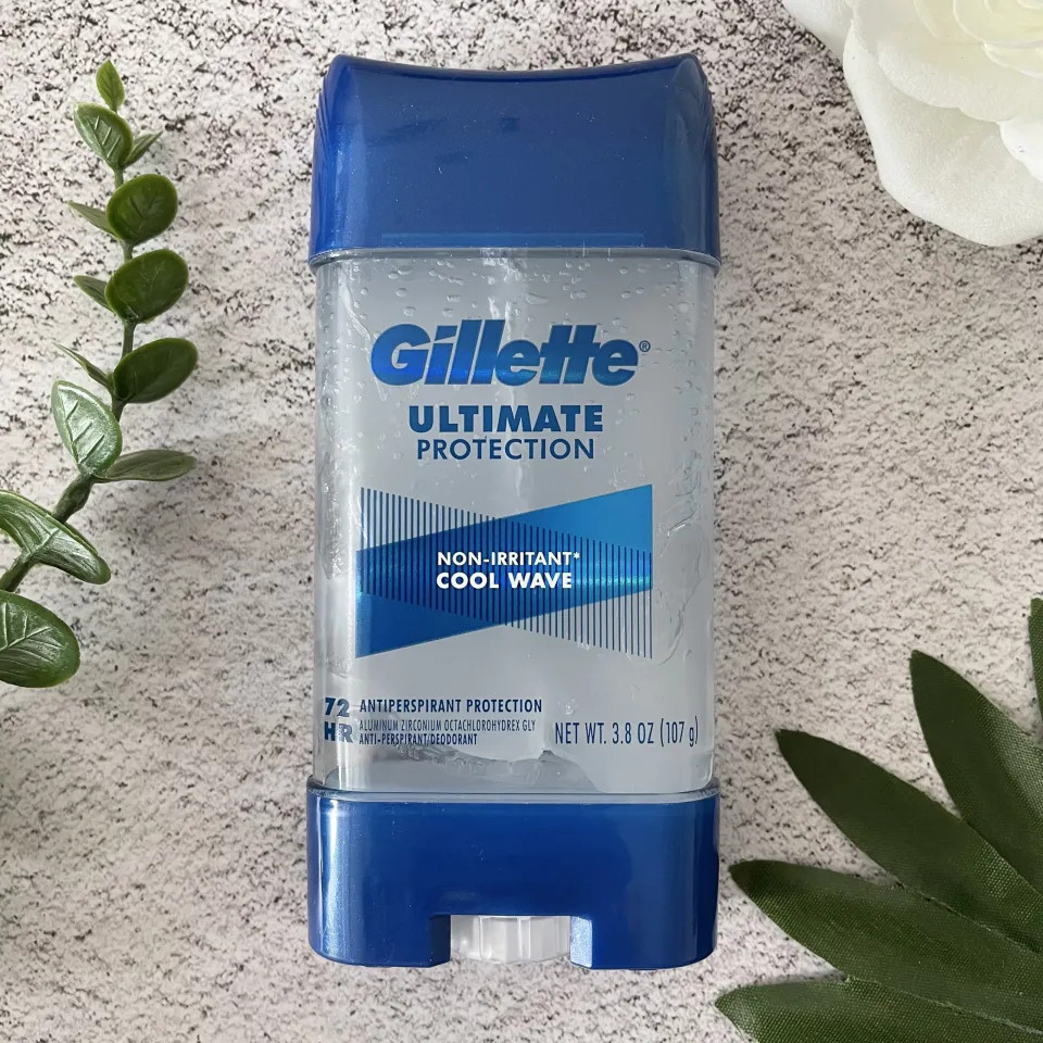 Combo 5 Chai Lăn khử mùi cho nam Gillette Ultimate Protection Cool Wave Antiperspirant 107g