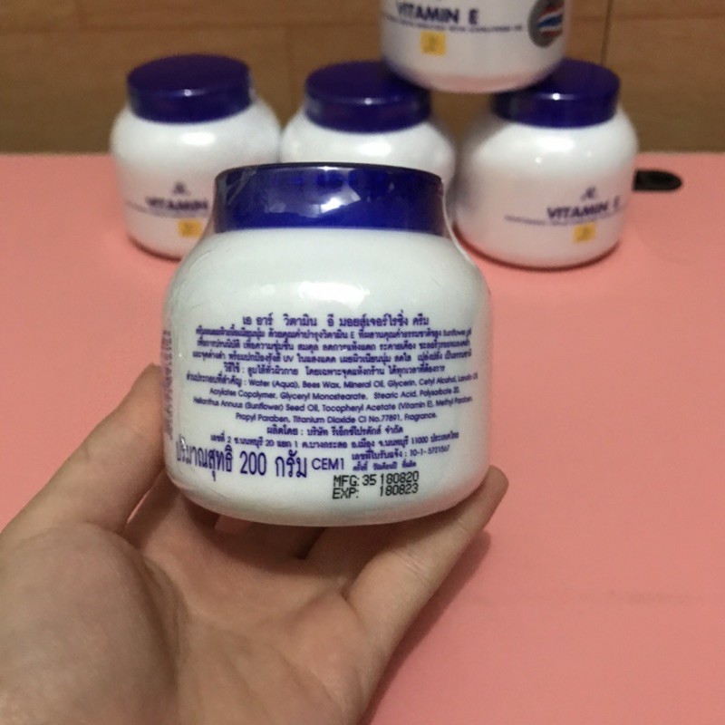 Kem Dưỡng Ẩm Body & Face Vitamin E Aron Thái Lan 200g