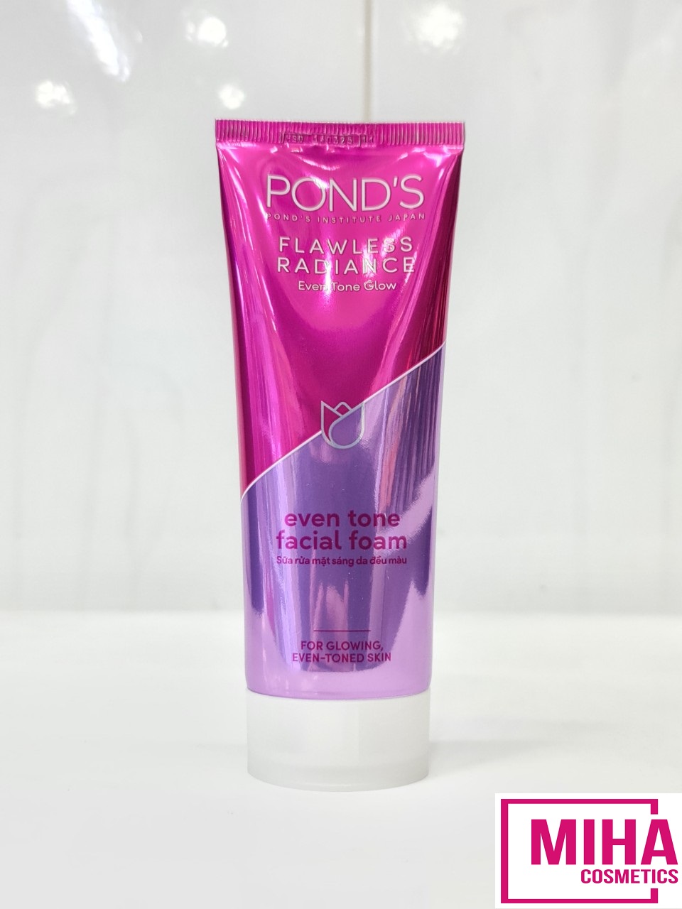 Sữa Rửa Mặt Trắng Da Cao Cấp POND'S Flawless White 100g