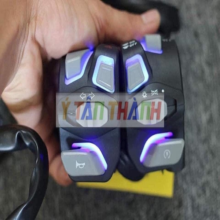 Cùm Công Tắc Light