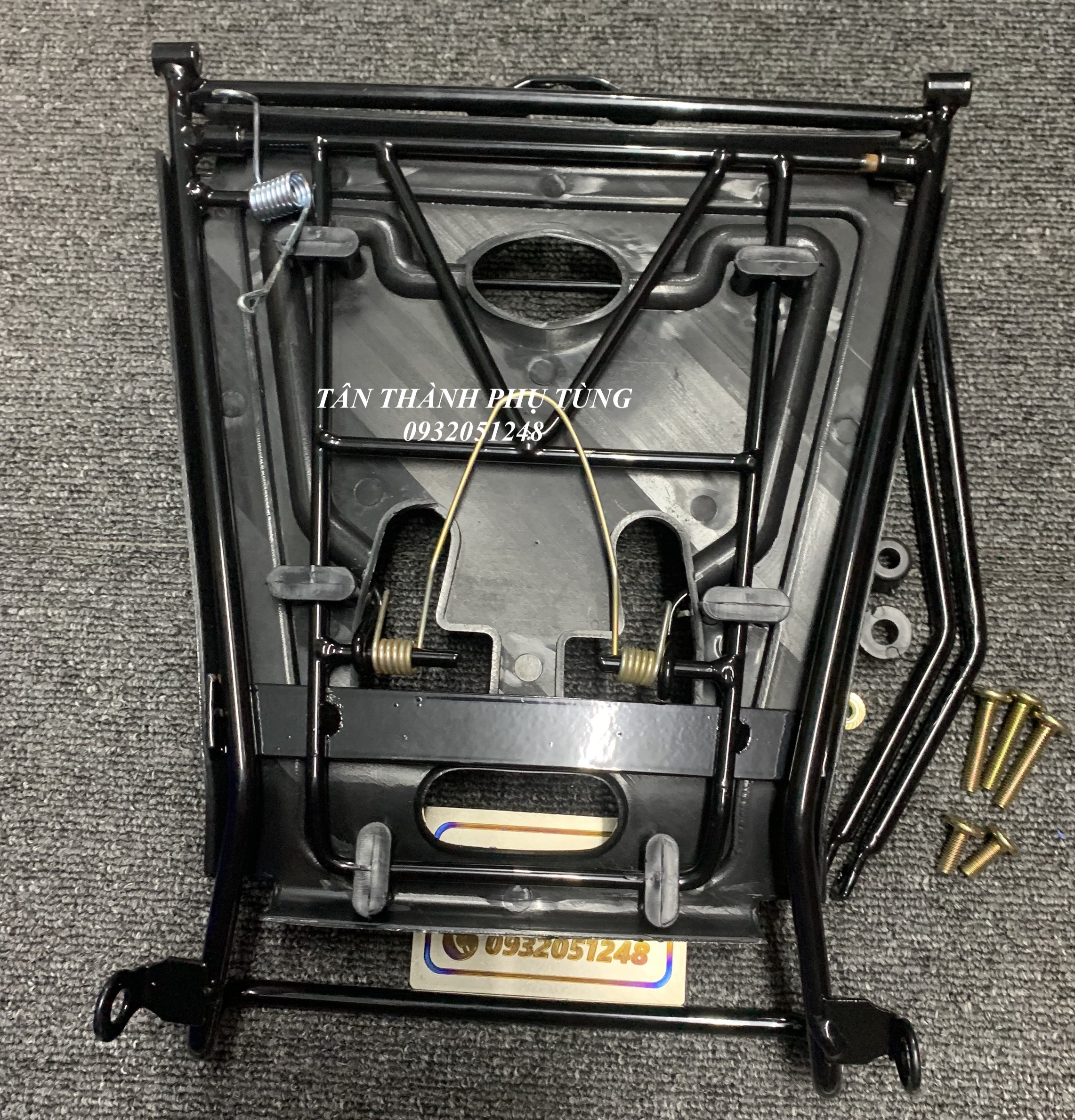 Baga giữa nhựa đen Air Blade 2013-2019