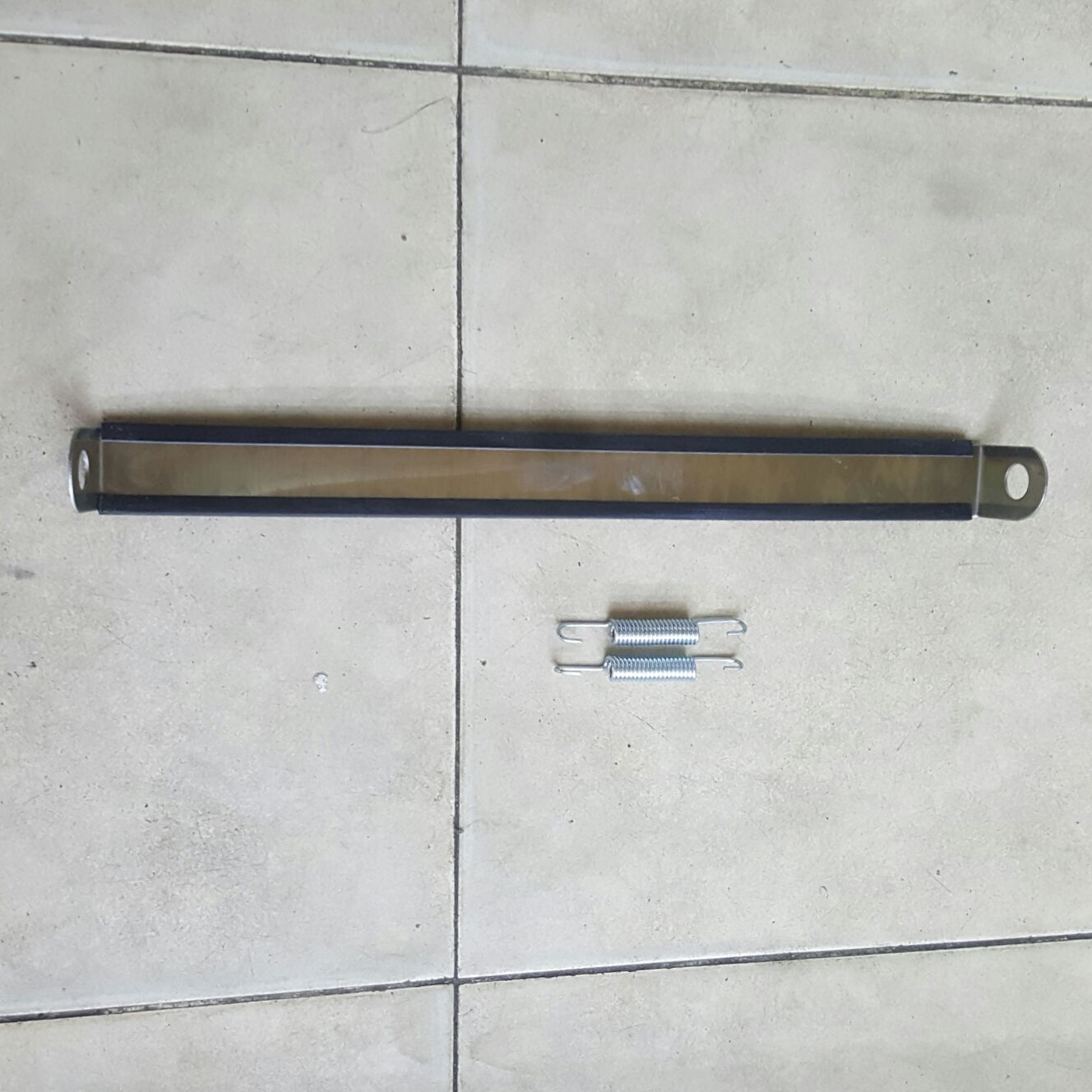 Pát treo pô ahm Leovince + Lò xo giá rẽ