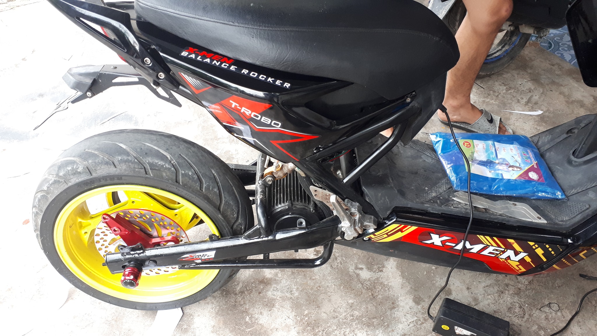 tem xe điện xmen
