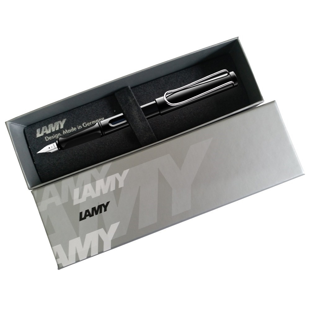 High-End Fountain Pen Lamy Safari Black (019)