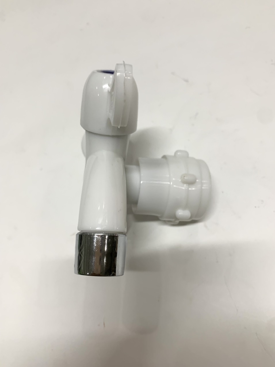 Vòi Củ Sen Tắm Lạnh Nhựa ABS