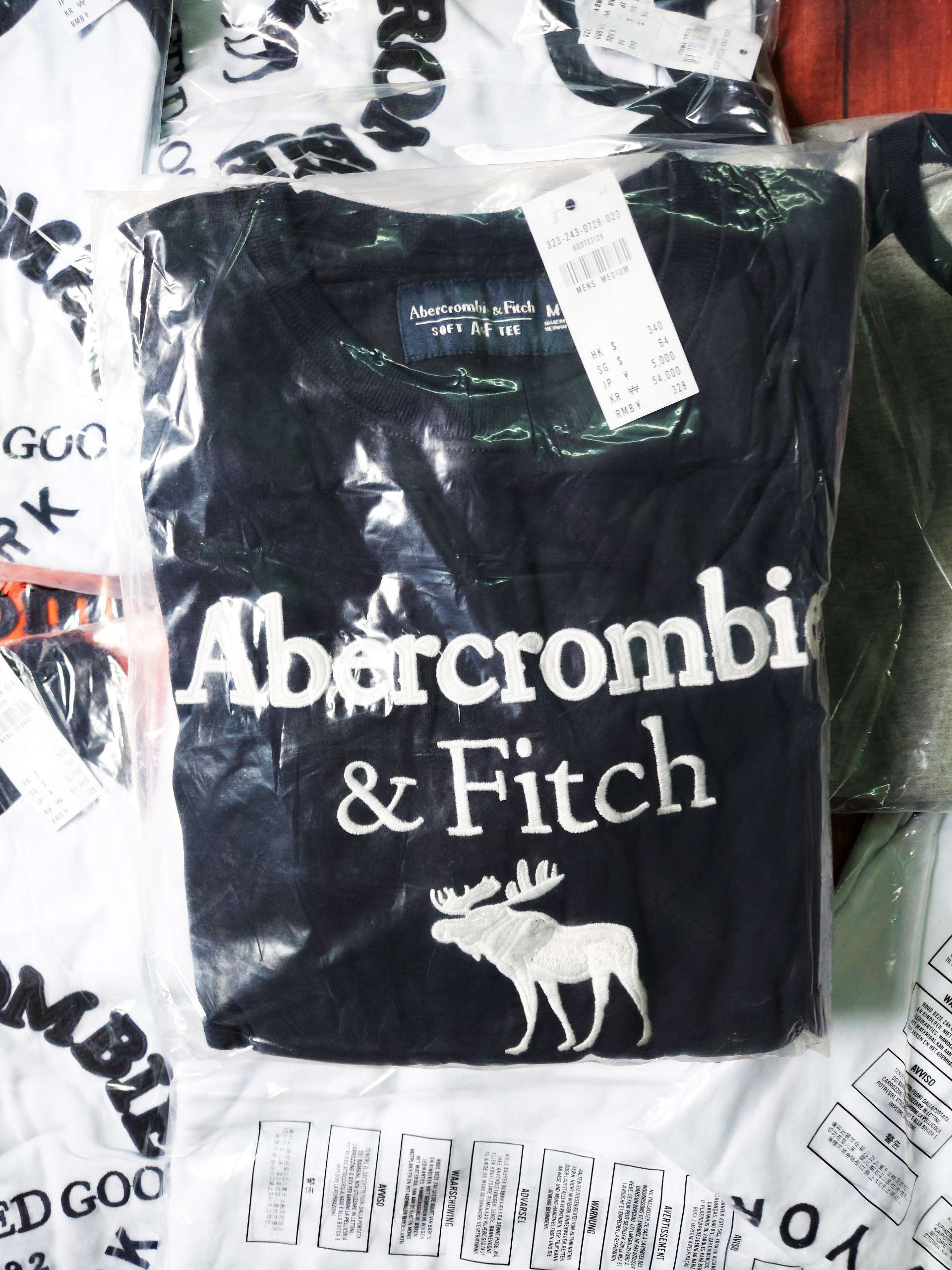 Áo thun tay dài Abercrombie Navy new