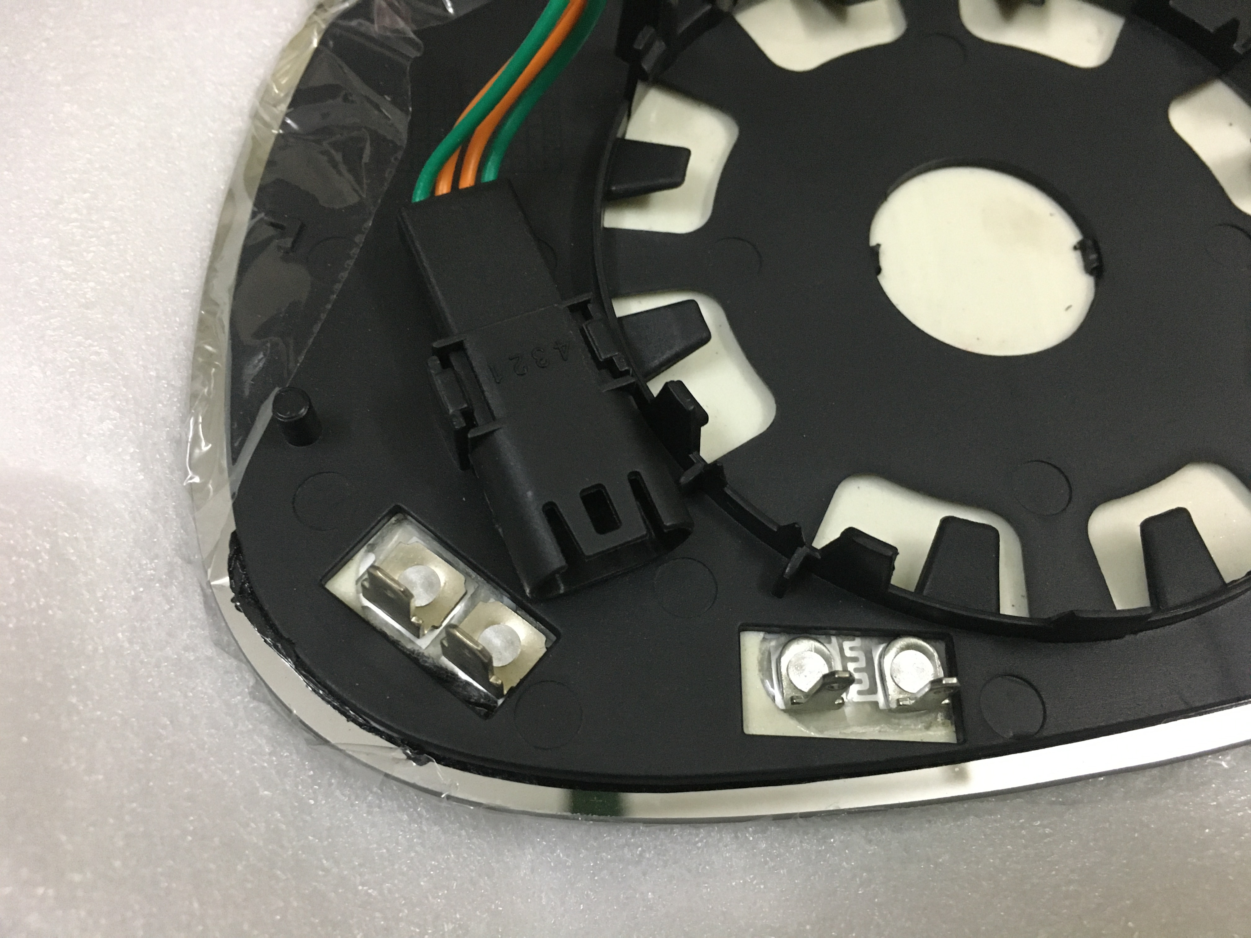 Mặt gương chiếu hậu BMW E90 2009-2012