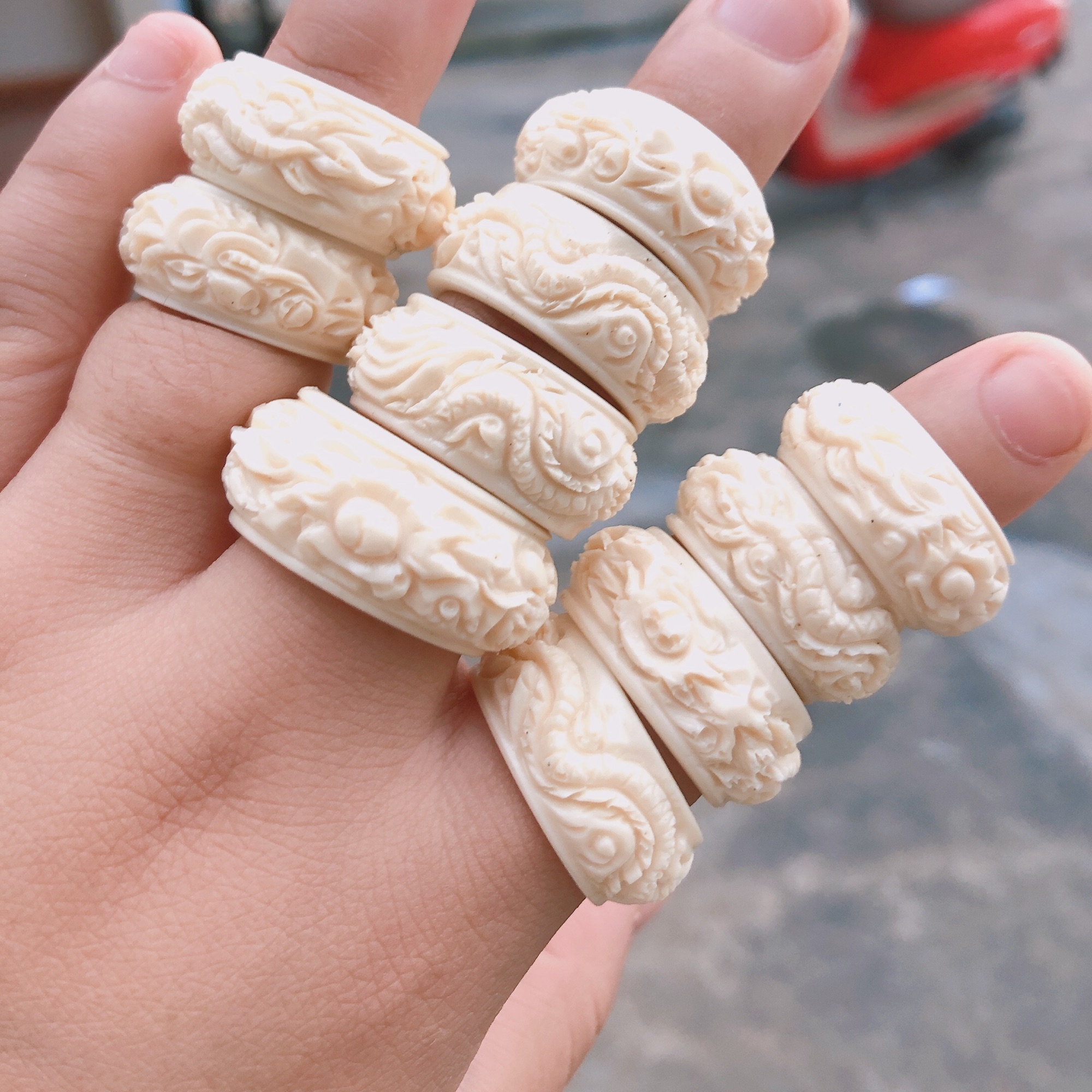 Nhẫn mỹ nghệ trạm khắc rồng tinh xảo