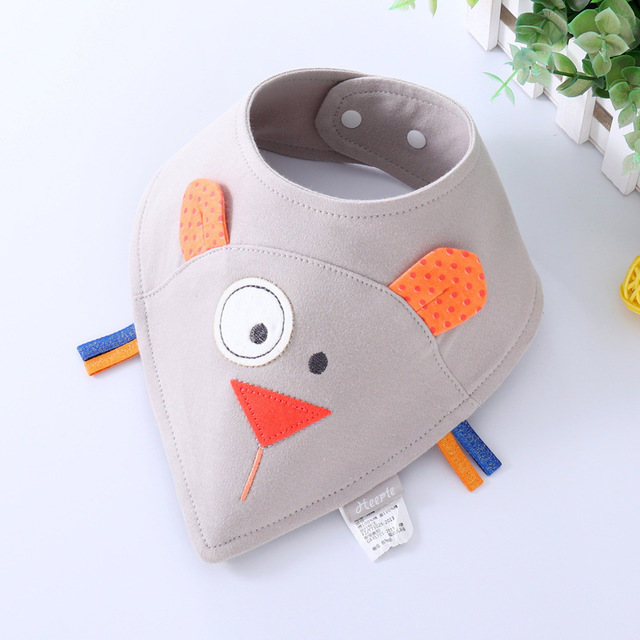 YẾM TAM GIÁC COTTON CHO BÉ