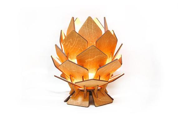 Đèn Gỗ Để Bàn Pineapple Desk Lamp