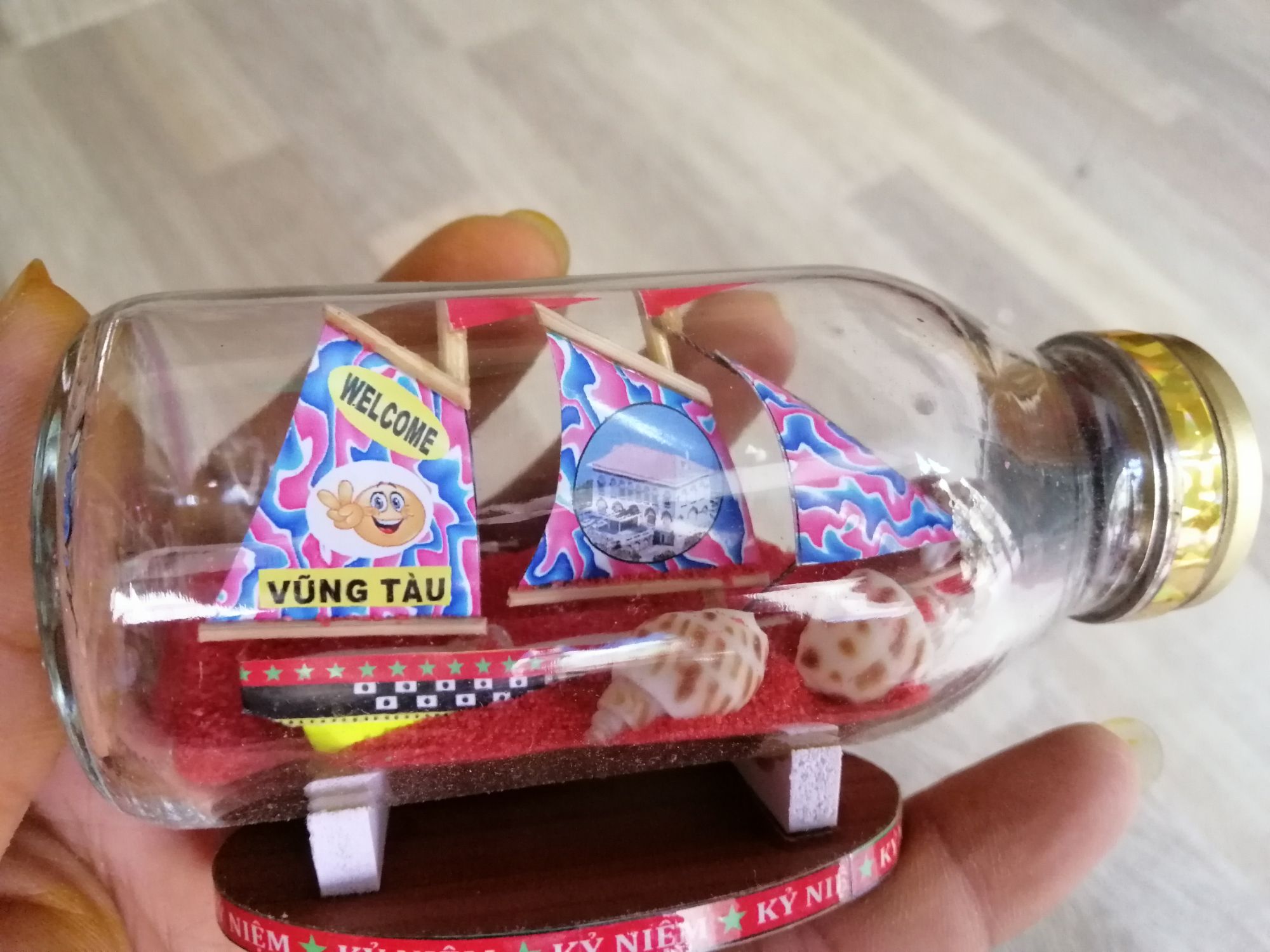 THUYỀN BUỒN TRONG CHAI SIZE NHỎ DÀI 11 cm