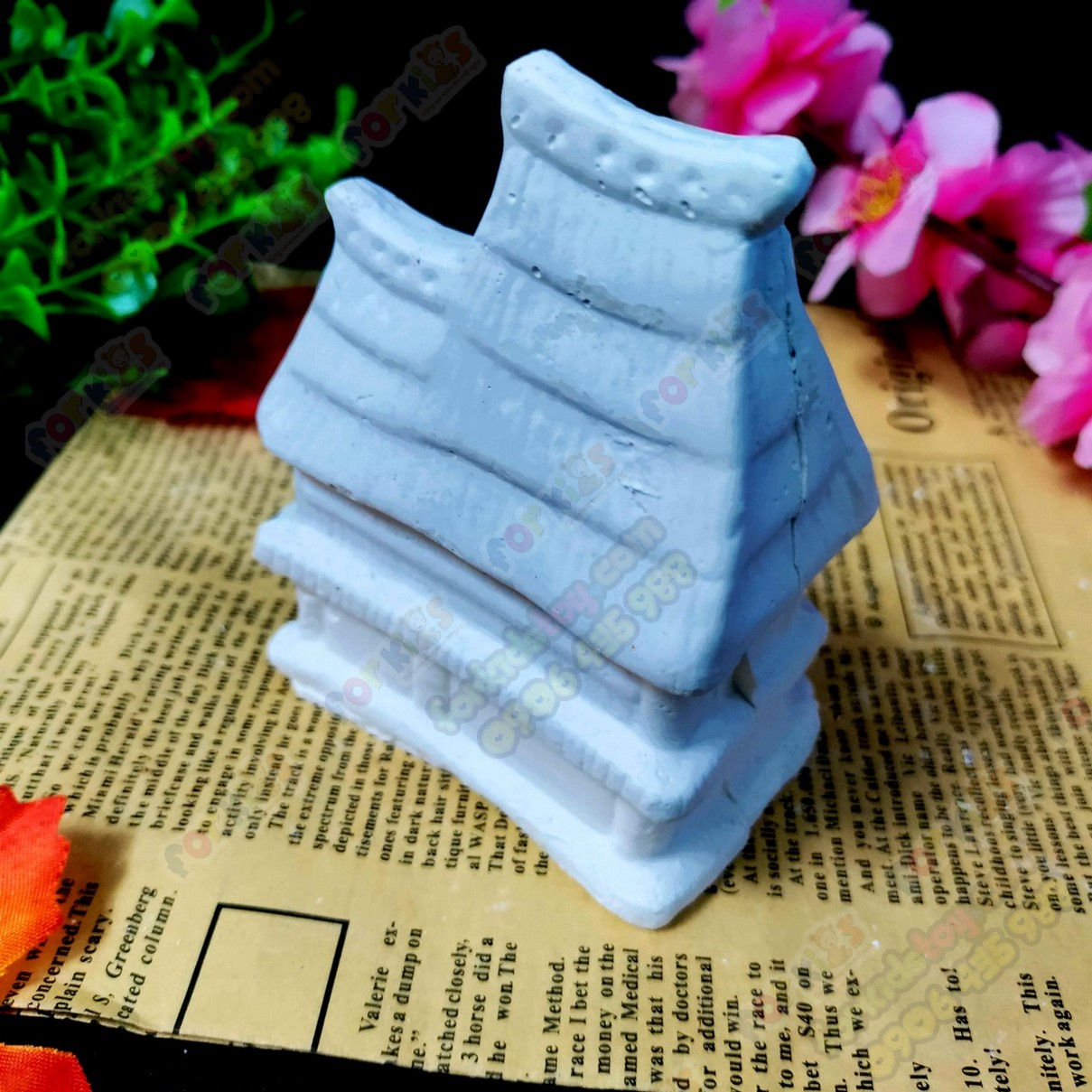 Coloring statue, small house, size M, gypsum statue, sculpture