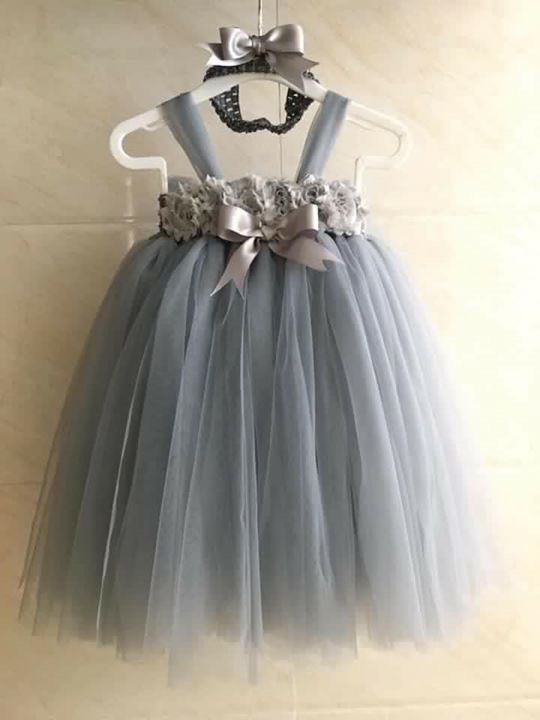 Đầm cho bé gái /Đầm công chúa / váy công chúa cho bé màu xám hoa 3D cực tây , tặng kèm băng đô hoặc cài tóc