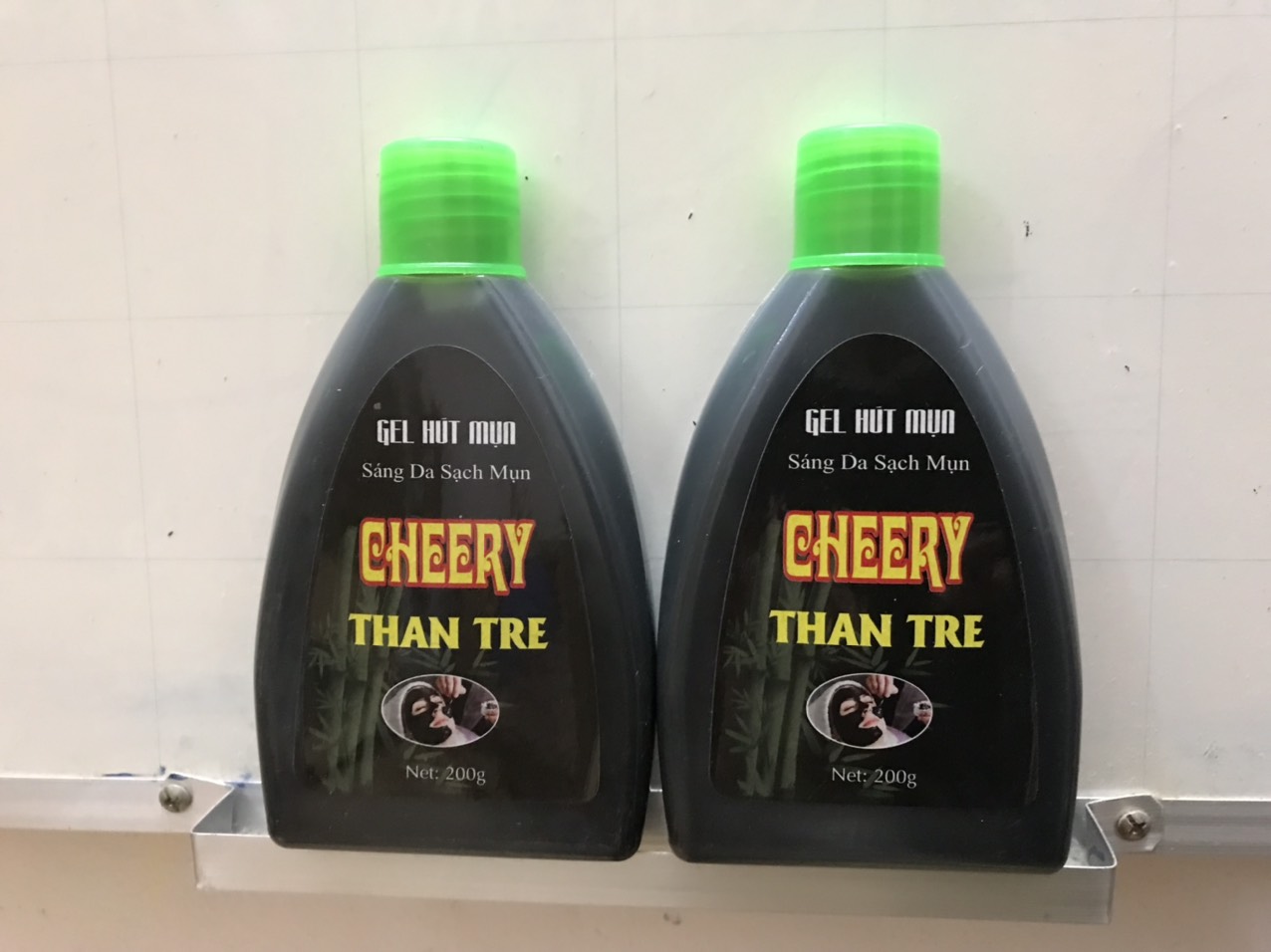 Keo lột mụn CHEERY 200gr than tre và nha đam, lấy sạch mụn, không gây kích ứng da, khô nhanh