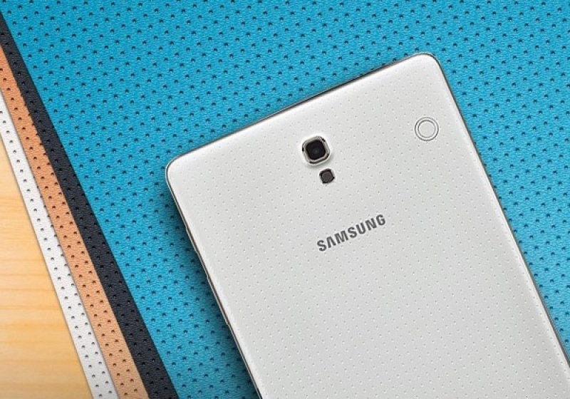 Samsung Galaxy Tab S 8.4 inch bản wiffi 16Gb add sẵn 2 phần mềm luyenthi123, tieng anh 123 bản quyền chính hãng