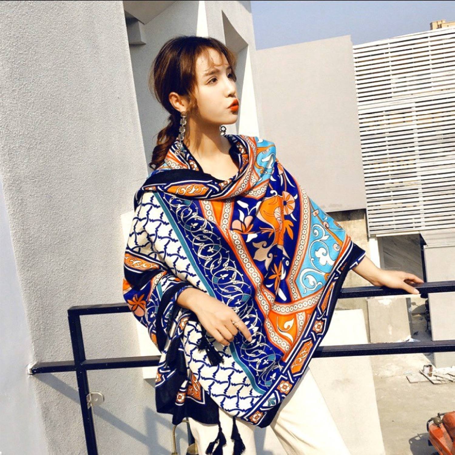 Khăn choàng boho đi biển - Khăn thổ cẩm